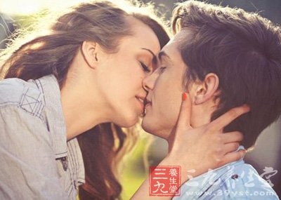 心理学与生活 为什么自己挠自己不会痒(3)