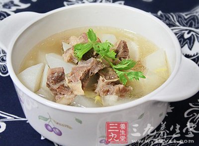 白蘿卜蘋果牛肉湯