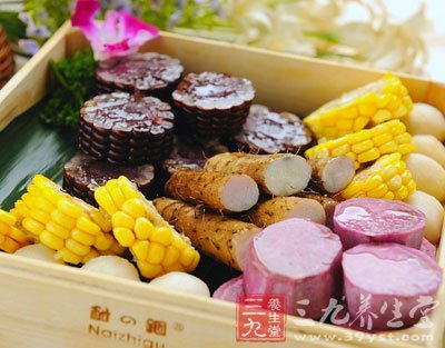 冬季怕冷吃什么好 4类营养素帮你御寒保暖