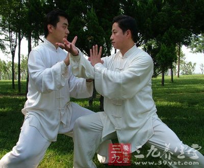太极拳教程 解析太极拳的凌空劲(2)