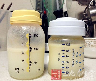 辣妈用母乳做面膜 揭母乳的保存方法