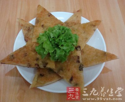 莴苣大枣饼