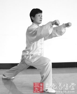 24式简化太极拳_太极拳24式音乐视频下载及分