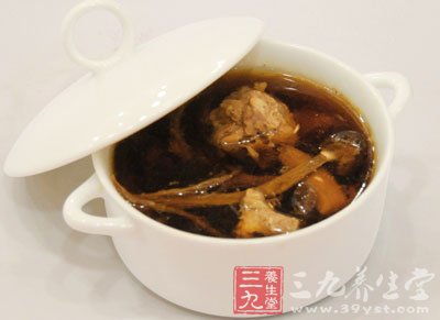 就是鸭胸肉和鸭腿可以剔下来