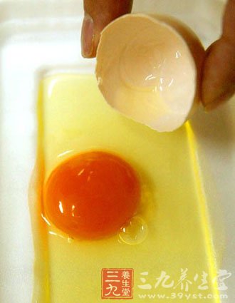 土鸡蛋售价比养殖蛋高一倍 如何辨别土鸡蛋