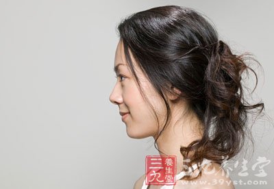 健康知识 <em>掉头发</em>预示5种致命疾病(2)-三九养生