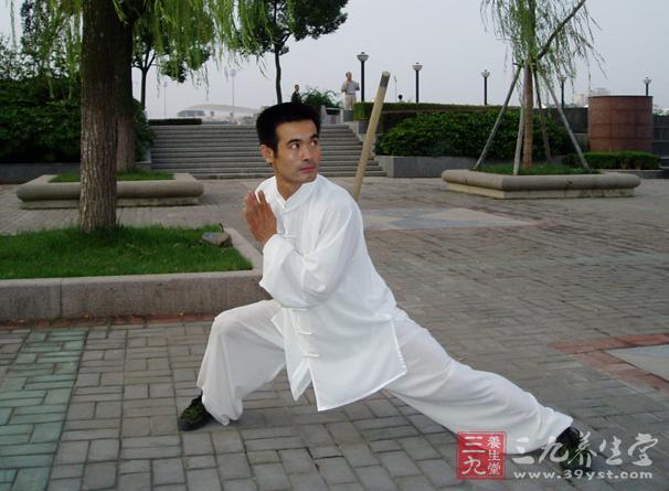 太极拳教学视频 太极拳42式分解教学