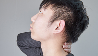 如何自我检测颈椎病_三甲科主任_民福康,三九