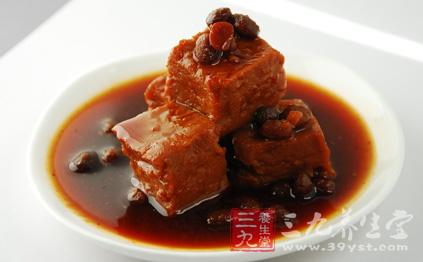 重口味食物 容易誘發(fā)口腔潰瘍