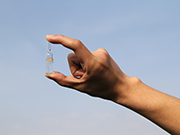 新冠疫苗接种并不是各国间的竞争