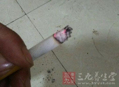 致病的主要原因不是吸烟