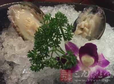 因为吃完海鲜再吃水果，非常容易拉肚子