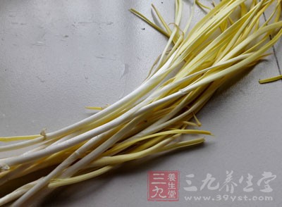 平常多吃一些含維生素的食物，保持樂(lè)觀的心態(tài)