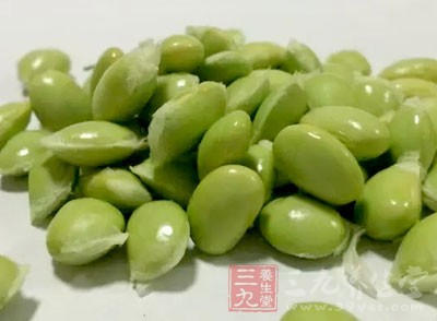 所以應(yīng)多食用富含食物纖維的蔬菜水果、豆類、海藻類、菌類食物