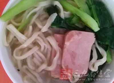 荞麦面条1碗(100克)