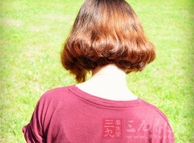 少女莉莉有轻度自闭症,人生的大部分受肠道问题所苦 少女莉莉有轻度自闭症,人生的大部分受肠道问题所苦