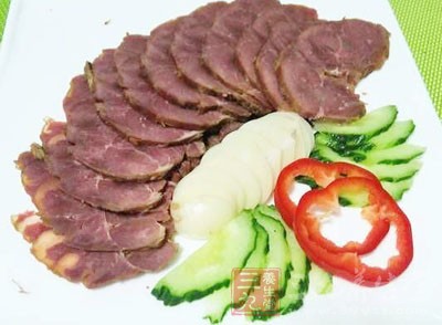 牛肉中的肌氨酸含量比任何其它食品都高 牛肉中的肌氨酸含量比任何其它食品都高