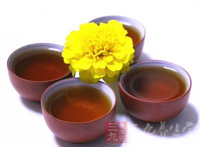 如何保護(hù)眼睛，可以喝一點(diǎn)菊花茶