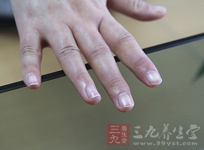 小拇指发麻 引起手指麻痛的常见病有哪些(2)