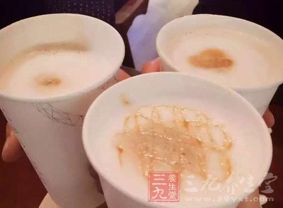 奶茶成为了休闲必备的饮品