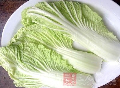 吃大白菜護(hù)膚養(yǎng)顏預(yù)防皮干燥