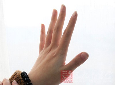 教你如何通过指甲看健康 教你如何通过指甲看健康