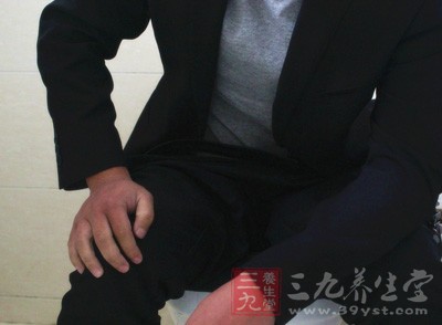 从尿液颜色看你患什么病从尿液的起源到排出体外 从尿液颜色看你患什么病从尿液的起源到排出体外