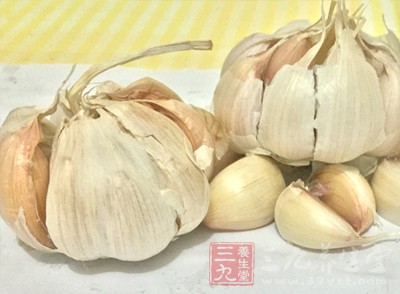 老年斑形成原因 25岁后长出此物暗示癌变(3) -