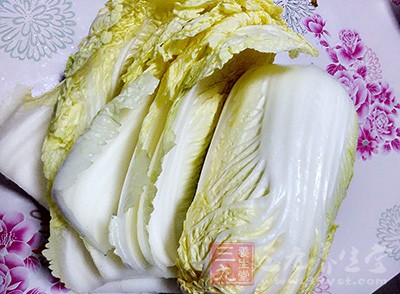 甲醛白菜 千万别买这种白菜里面竟有甲醛