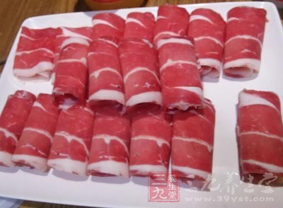 例如，就肉類(lèi)來(lái)說(shuō)，可以食用羊肉、牛肉