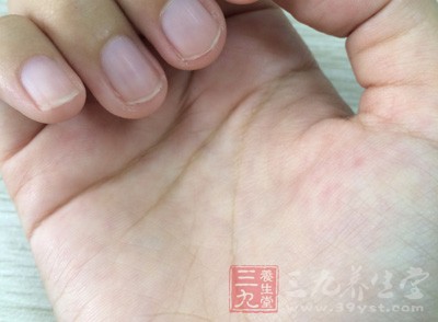 女子手掌有这些纹路，不是嫁老板就是嫁当官的