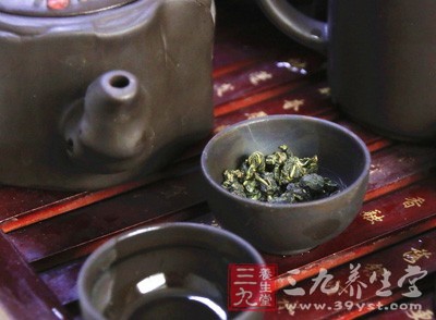 綠茶口味清淡，不僅提神，還可以為身體排毒