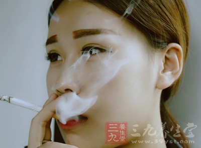 喜歡抽煙的女性也容易痛經(jīng)