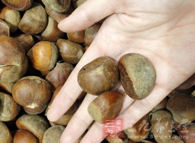 板栗的淀粉含量要高于其他坚果 板栗的淀粉含量要高于其他坚果