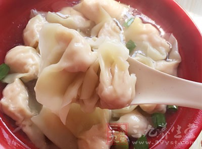 冬至尝尝菠菜蟹肉馄饨 冬至尝尝菠菜蟹肉馄饨