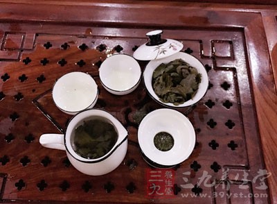 不要在空腹和饭后喝茶