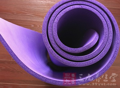 瑜伽垫的分类 日常清洁瑜伽垫小窍门