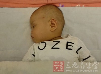 从这些孩子中随机选出一半来每天补充锌元素 从这些孩子中随机选出一半来每天补充锌元素