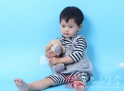 儿童缺乏蛋白质的表现