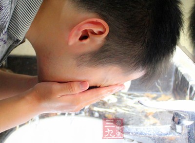 可是肌肤还是没有明显的改善