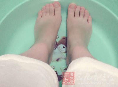 生活:睡前洗脚 生活:睡前洗脚