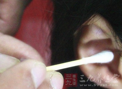 耳垢反映汗水味道