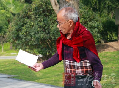 胆固醇是人体不可缺少的营养物质,人体中胆固醇的总量大约占体重的0.2% 胆固醇是人体不可缺少的营养物质,人体中胆固醇的总量大约占体重的0.2%