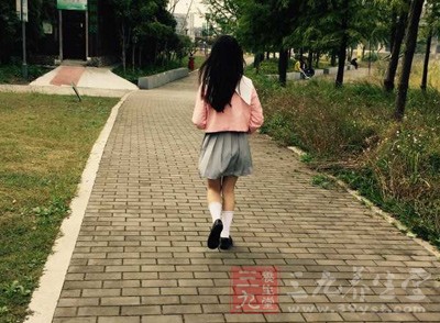 知道我们是做营养的，朋友老公对我们说：我天天运动也不少