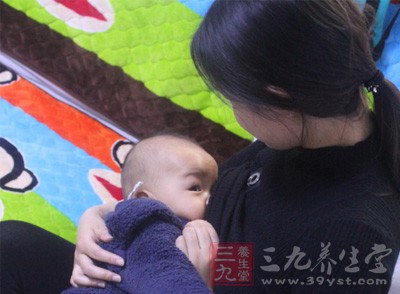 母乳喂养有利于增强婴儿抵抗力、免疫力