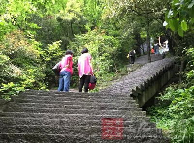 登山的注意事项有很多，可能我们并没有关注过，只认为所有人都适合登山的