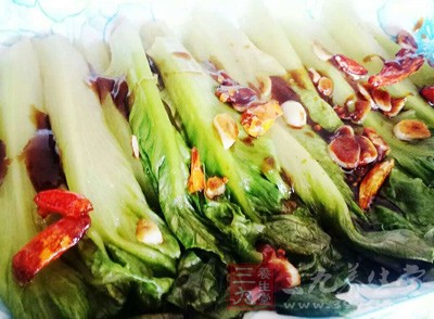 就放了点醋和香油 就放了点醋和香油