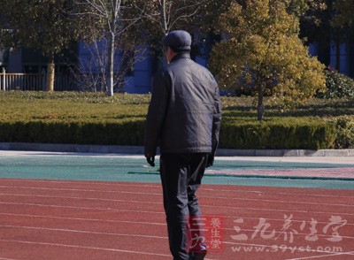 希望老人能够更加充分的享受食物带给我们的幸福 希望老人能够更加充分的享受食物带给我们的幸福