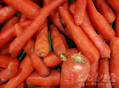 而更值得一提的是β-胡箩卜素与类胡萝卜素 而更值得一提的是β-胡箩卜素与类胡萝卜素