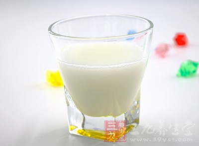 牛奶被认为是“最理想的钙源” 牛奶被认为是“最理想的钙源”